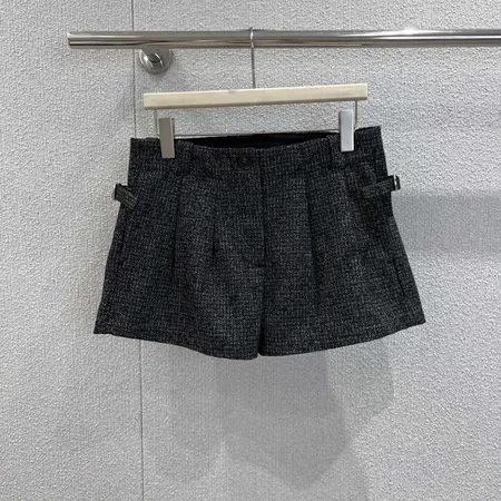 プラダ ショートパンツ