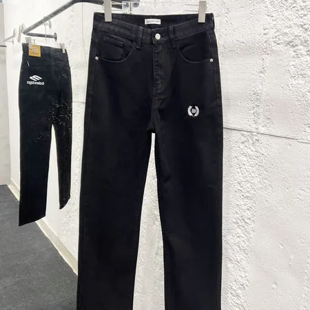 バレンシアガ ジーンズ