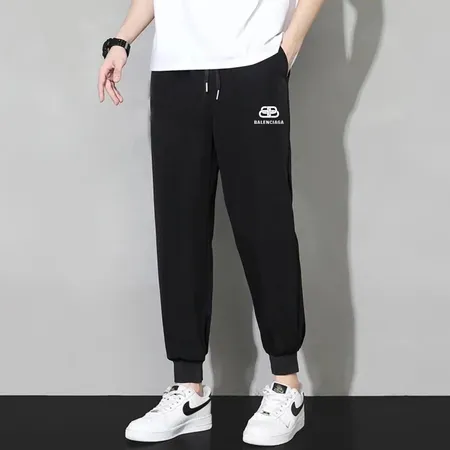 バレンシアガ カジュアルパンツ