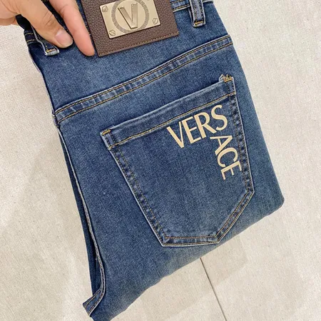ヴェルサーチ ジーンズ
