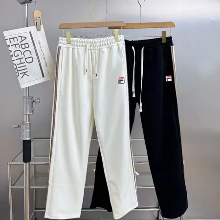 フィラ カジュアルパンツ