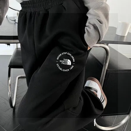 バーバリー ス トレーニングパンツ