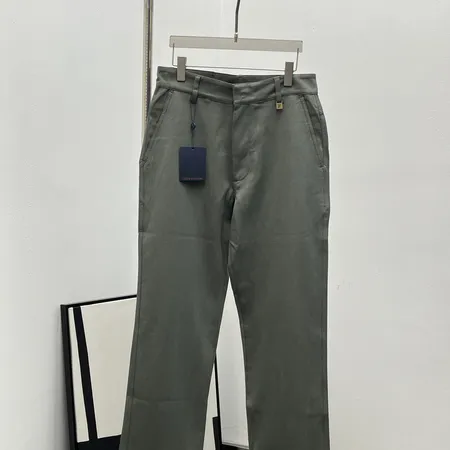 ルイヴィトン カジュアルパンツ