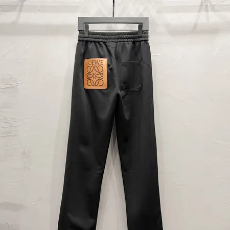 ロエベ カジュアルパンツ