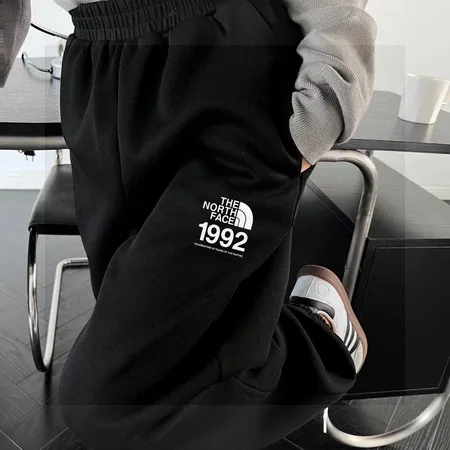 バーバリー ス トレーニングパンツ