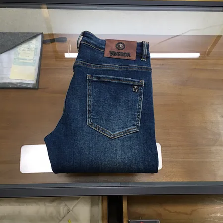 ヴェルサーチ ジーンズ