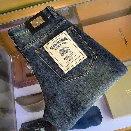 バーバリー ス ジーンズ