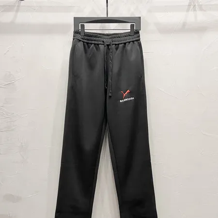 バレンシアガ カジュアルパンツ