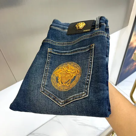 ヴェルサーチ ジーンズ