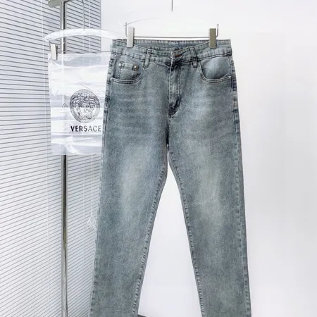 ヴェルサーチ ジーンズ