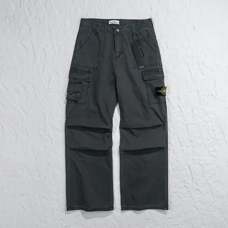 フェラガモ カジュアルパンツ