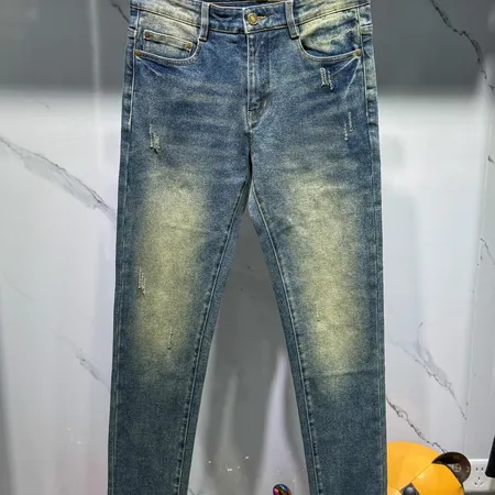 グッチ ジーンズ