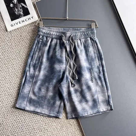 バレンシアガ ショートパンツ