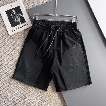 フェンディ ショートパンツ