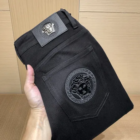 ヴェルサーチ ジーンズ