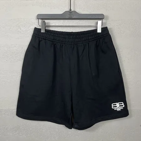 バレンシアガ ショートパンツ