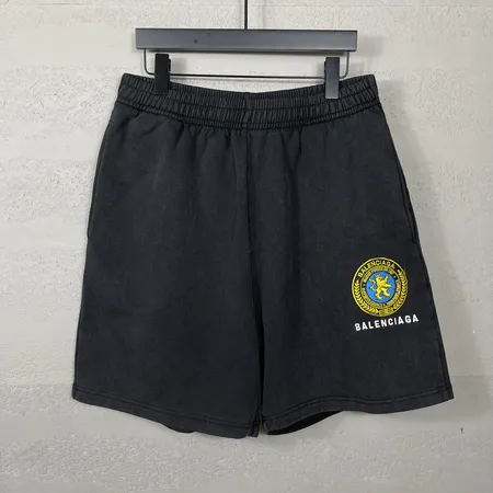 バレンシアガ ショートパンツ