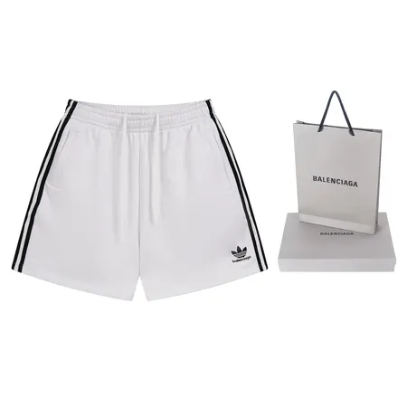 バレンシアガ ショートパンツ
