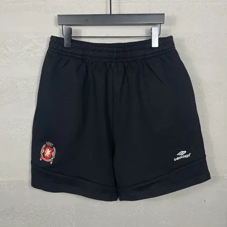 バレンシアガ ショートパンツ