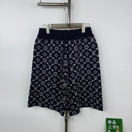 ルイヴィトン ショートパンツ