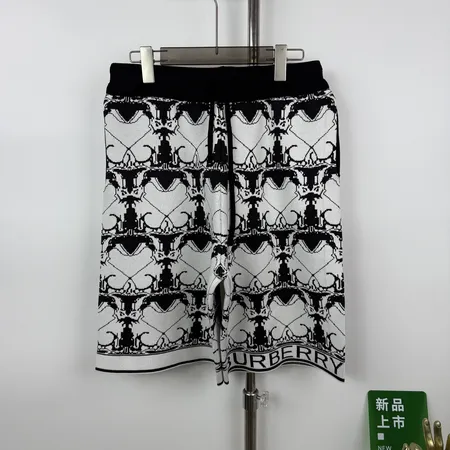 プラダ ショートパンツ