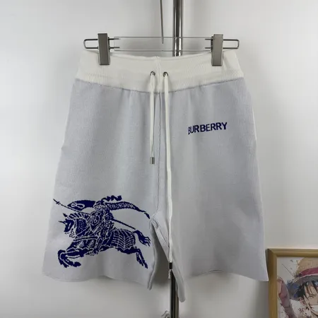 プラダ ショートパンツ