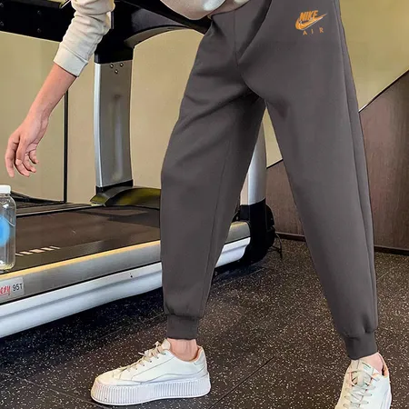 ナイキ カジュアルパンツ
