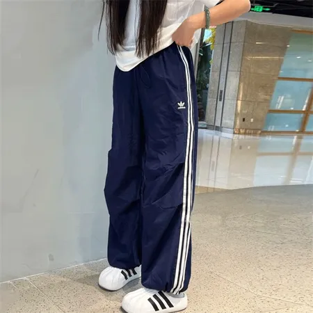 ナイキ カジュアルパンツ