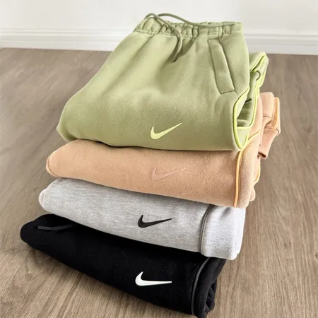 ナイキ トレーニングパンツ