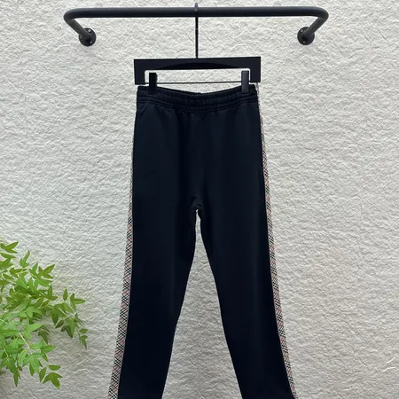 バーバリー ス カジュアルパンツ