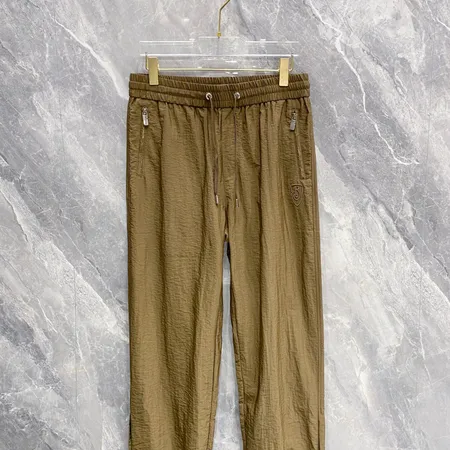 バーバリー ス カジュアルパンツ