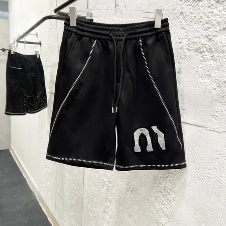 ステューシー ショートパンツ