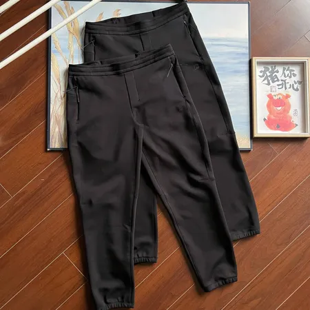 フィラ カジュアルパンツ