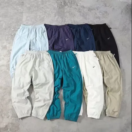 ナイキ ジーンズ