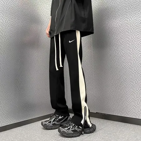 ナイキ カジュアルパンツ