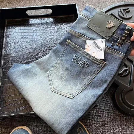 ヴェルサーチ ジーンズ