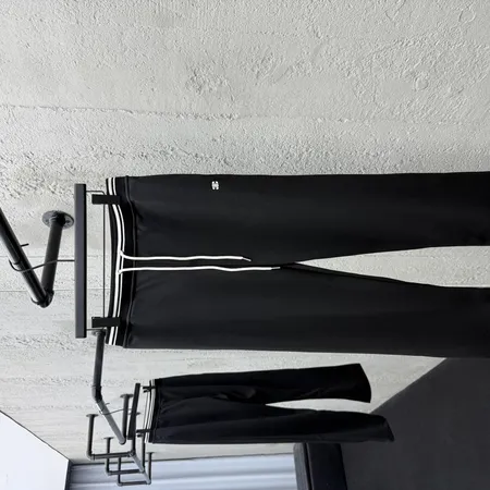 セリーヌ カジュアルパンツ