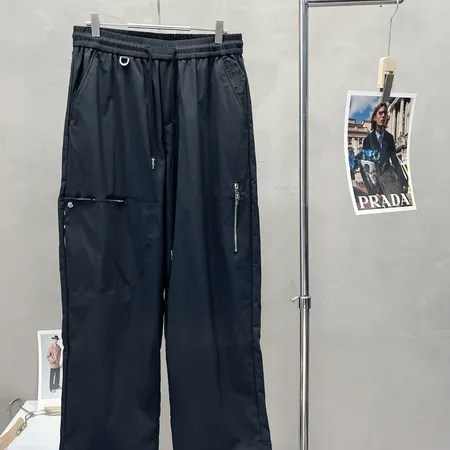 クロムハーツ カジュアルパンツ