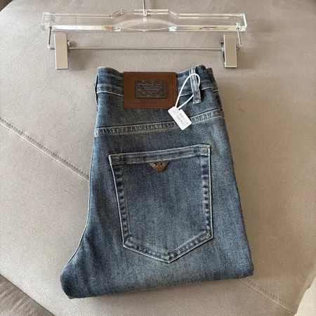 アルマーニ ジーンズ