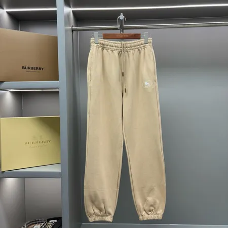 ジバンシィ トレーニングパンツ