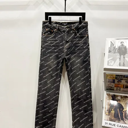 バレンシアガ ジーンズ