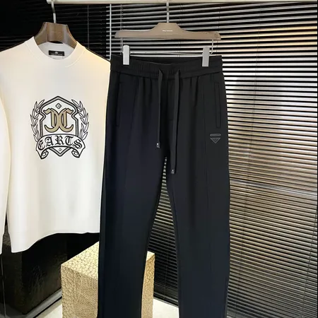 プラダ カジュアルパンツ