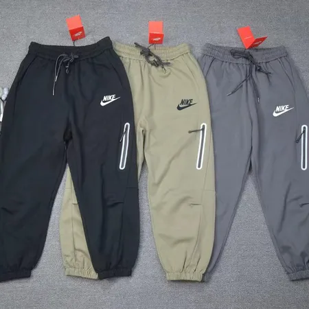 ナイキ カジュアルパンツ