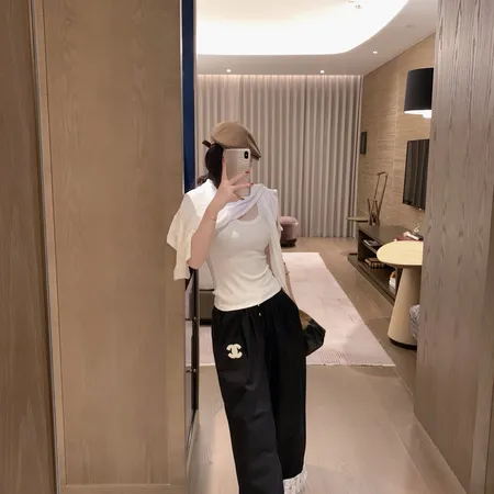 ロジェ・デュブイ ジーンズ