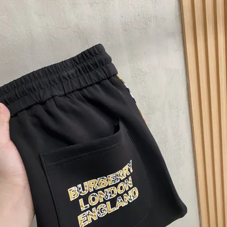 バーバリー ス カジュアルパンツ