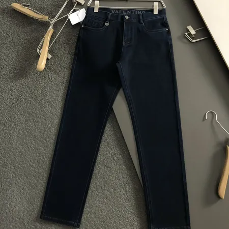 ヴァレンティノ ジーンズ