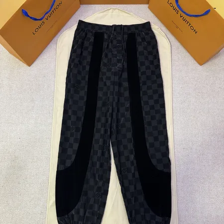 ルイヴィトン カジュアルパンツ