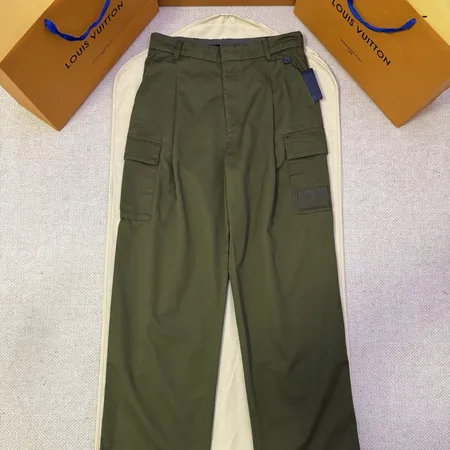 ルイヴィトン カジュアルパンツ