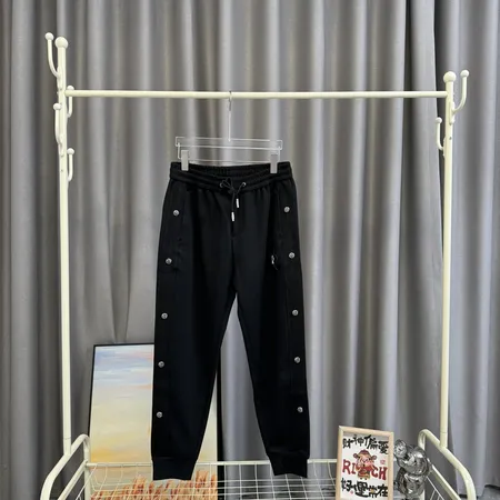 クロムハーツ カジュアルパンツ