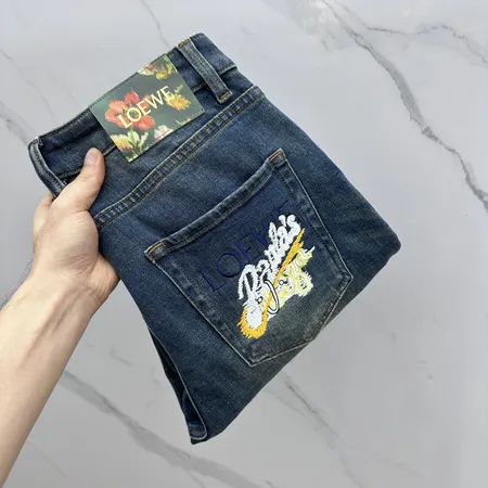 ロエベ ジーンズ